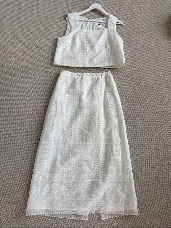 Miou Muse Dresses & Skirts - Women’s Cream Embroidered Midi Dress Set, M by Miou Muse.